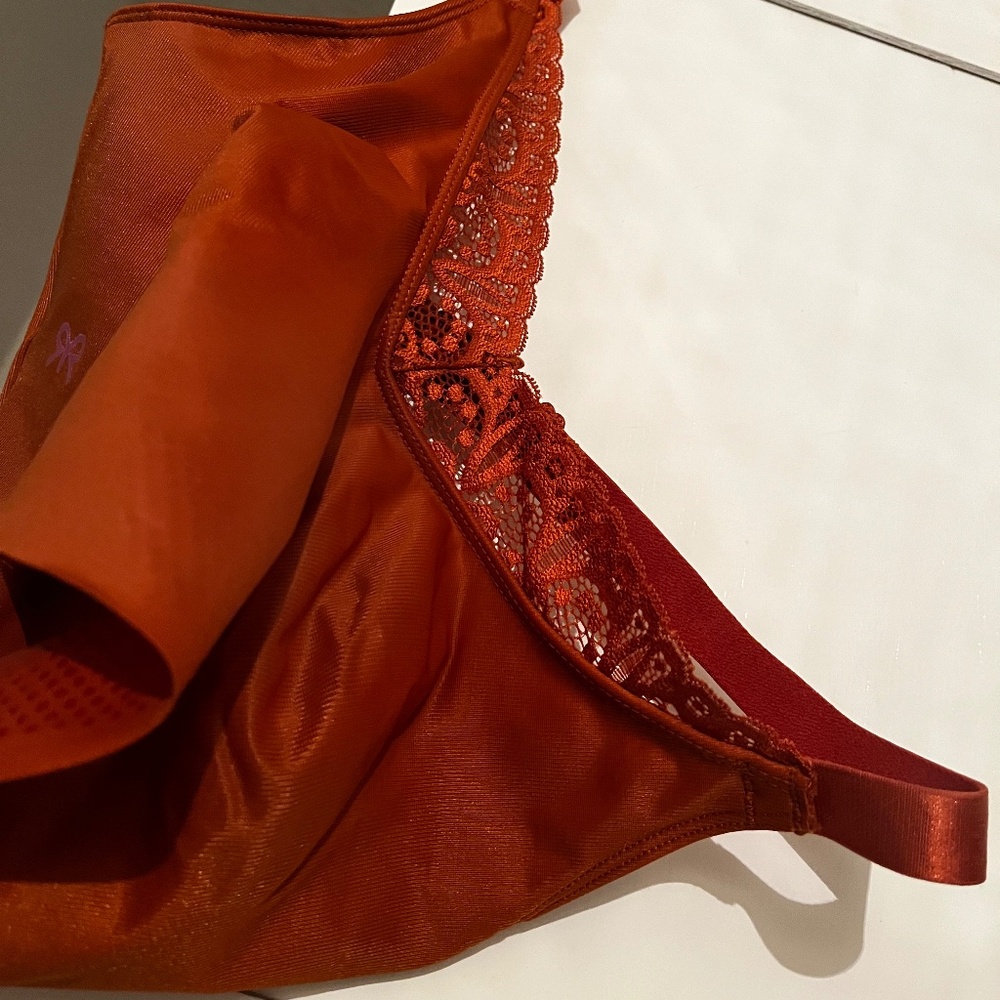 Ruby Ribbon demiette